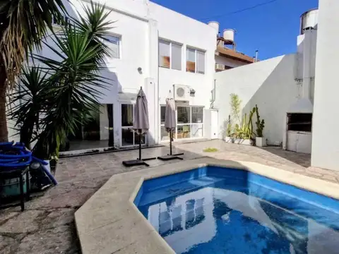 PH de 4 ambientes con Pileta, Parrilla y Quincho Muy Luminoso