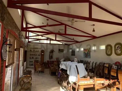 Avenida de la Bandera 1500, Piso 0