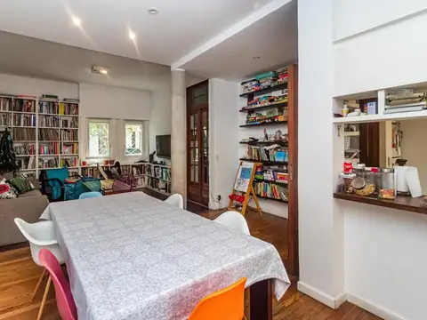 Casa 5 ambientes con 3 baños