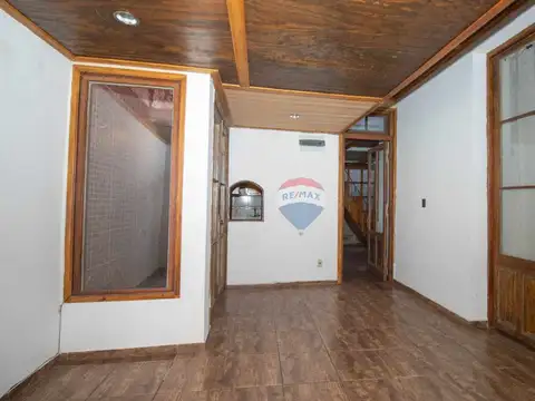 Casa 6 ambientes con 3 baños