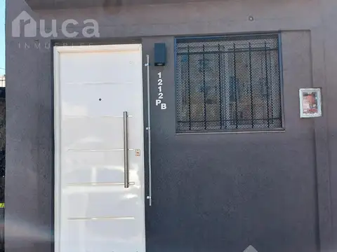 Depto Tipo Casa 2 ambientes con 1 baño