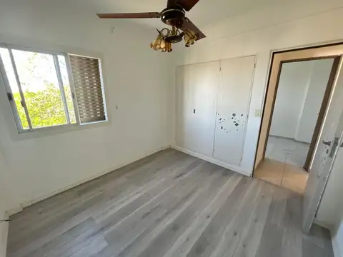 Departamento en Alquiler en Villa Santos Tesei, $ 650.000