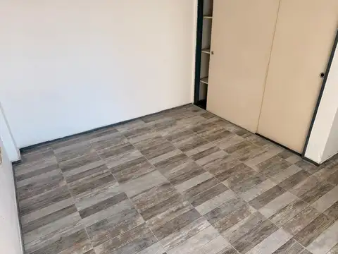 DEPARTAENTO 3 AMBIENTES Y COCHERA. APTO CREDITO HIPOTECARIO
