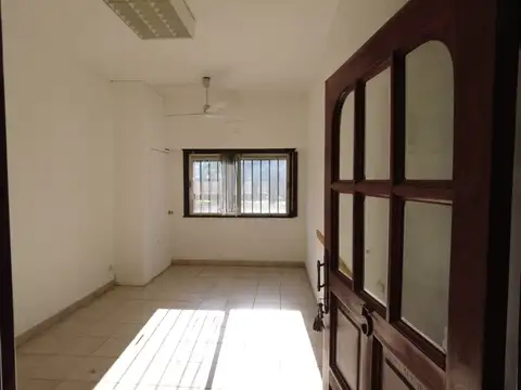 Local en Alquiler en Centro, $ 300.000