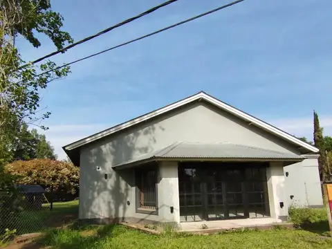 Local esquina Houssay t Mitre