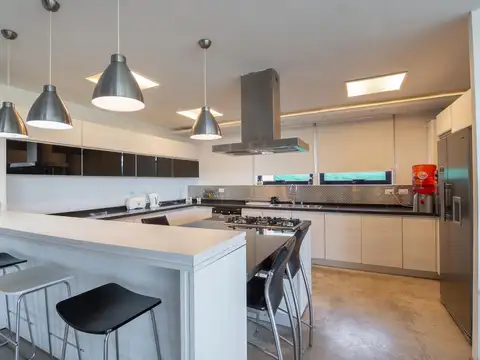 CASA EN VENTA COUNTRY LA ARBOLADA CON VISTA A LAS SIERRAS