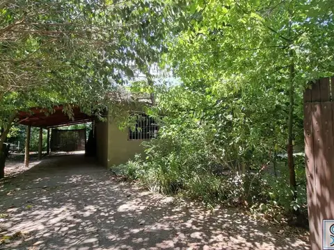 Casa quinta en venta a media cuadra de la Ruta 26, en el Barrio Los Jazmines, Del Viso, Pilar.