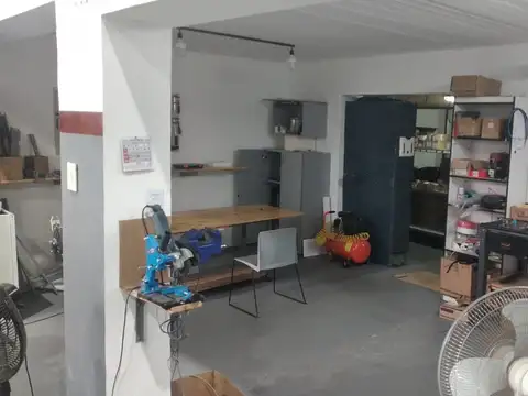 Galpon en Venta en Barracas, USD 180.000