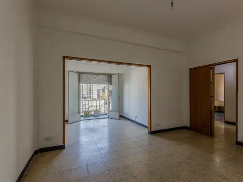 Salta 79 , Piso 4