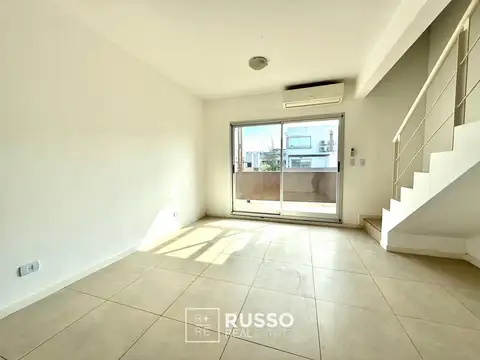 Departamento en Alquiler con 1 cocheras