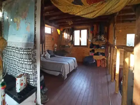 Vendo casa de dos plantas en lote de 3.500 m² en las Vertientes, San Marcos Sierras