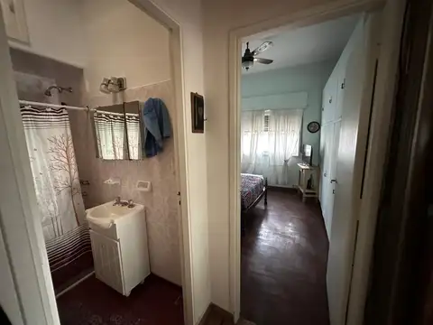 Casa 3 ambientes con 1 baño
