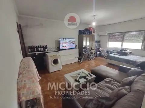 Departamento en venta | Tapia de Cruz N°1169 (2°B) | Escobar centro. PERMUTA