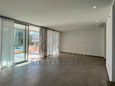 Casa en Venta de 3 dormitorios