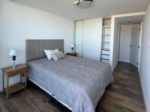 Departamento en Venta en Plaza Colon, USD 169.900