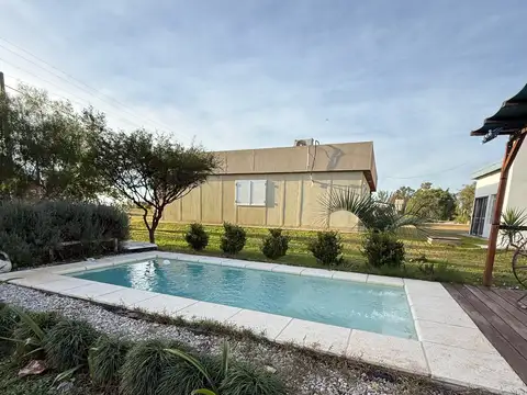 Casa en Venta con 1 cochera