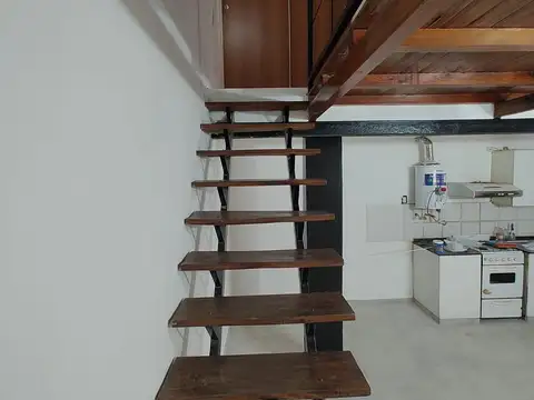 Depto Tipo Casa en Alquiler en Pichincha, $ 590.000