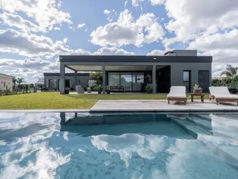 Haras Santa María Escobar, Loma Verde , Piso 0