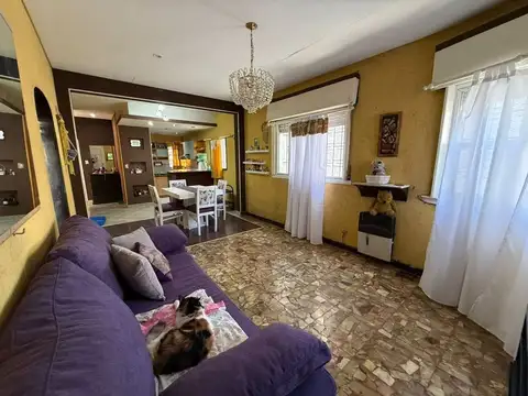 Depto Tipo Casa en Venta en Valentín Alsina, USD 69.900