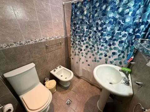 Depto Tipo Casa en Venta 60 años