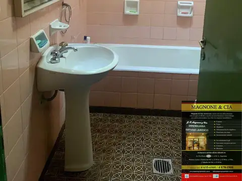 Casa 3 ambientes con 1 baño