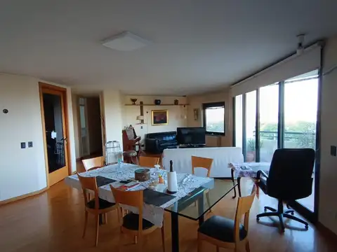 Departamento en Rosario, 3 dormitorios, Zona Río