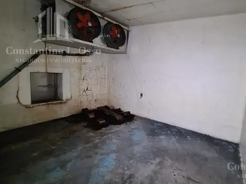 Galpon en Venta 19  mts Fondo