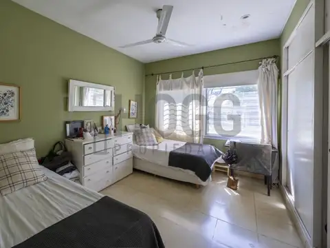Casa 7 ambientes con 4 baños