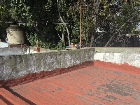 Depto Tipo Casa 2 ambientes con 1 baño