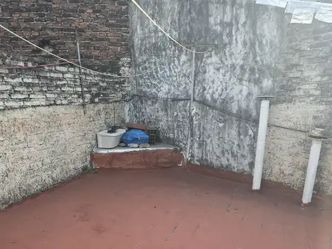 Depto Tipo Casa en Venta 50 años