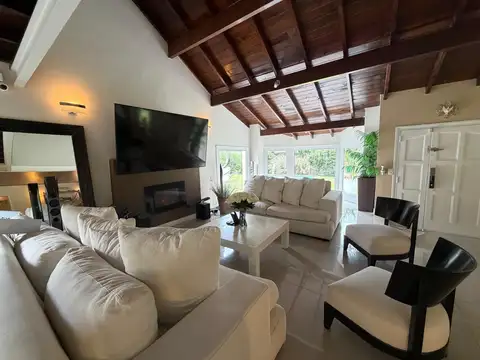 Casa en Venta en Los Lagartos, USD 549.000