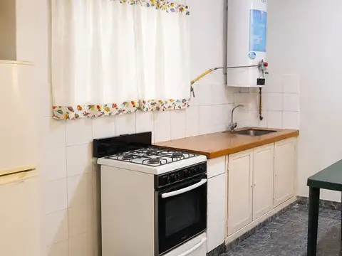 Depto Tipo Casa 3 ambientes con 1 baño