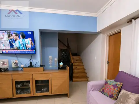 Depto Tipo Casa 4 ambientes con 2 baños