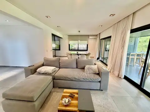 Casa en Venta 1 año