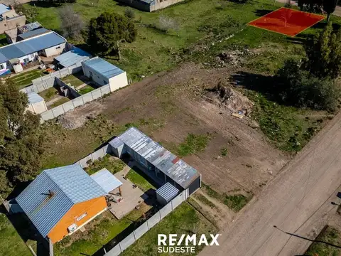 Terreno de 300 m2 ideal Galpon o casa