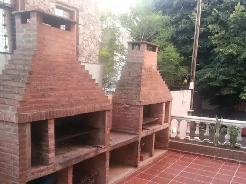 Departamento 5 ambientes con 2 baños