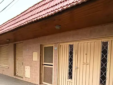 Venta de Casa con Local Comercial