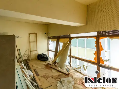 Hipolito Yrigoyen 100