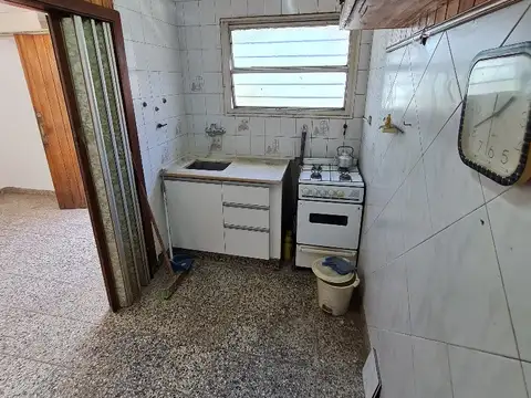Departamento en Alquiler en Ramos Mejia Sur, $ 380.000
