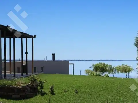 Terreno en venta en La Península, Lago Marí Menuco - Neuquén