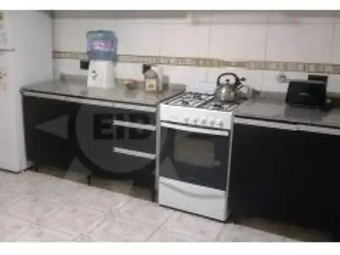 4 de Enero 6100