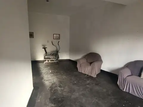 Depto Tipo Casa en Alquiler de 2 dormitorios