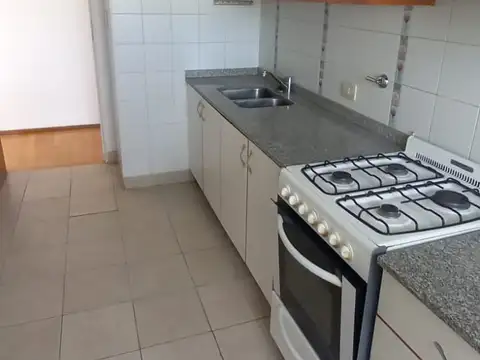 Departamento en Alquiler con 1 cocheras