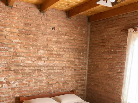 CASA 4 DORMITORIOS EN VENTA ANDINO OPORTUNIDAD