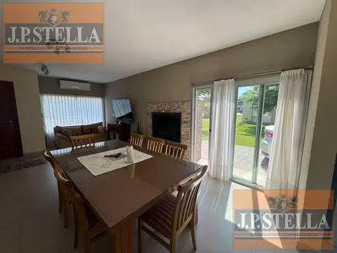Casa 4 Amb. 172 m² en Lote de 820 m² - Pileta de Natación - Club De Campo Las Perdices