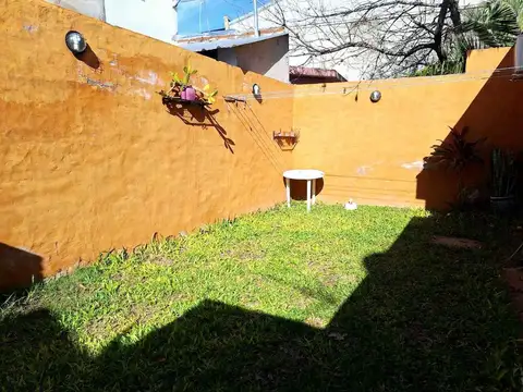 Depto Tipo Casa en Venta con 3 cocheras