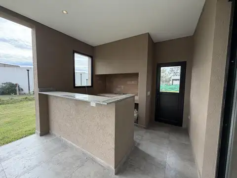 Casa en Venta al Oeste