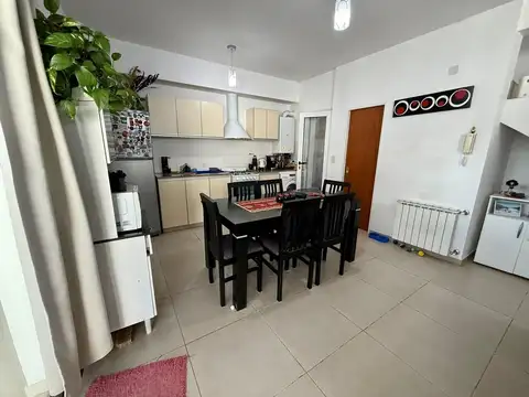 Depto Tipo Casa en Venta con 1 cocheras