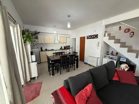 Depto Tipo Casa 3 ambientes con 1 baño