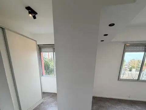 Departamento en Venta en Barrio Parque, USD 130.000